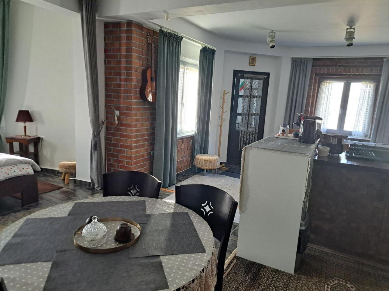 Gnezdo Studio Apart Shipka Exterior foto
