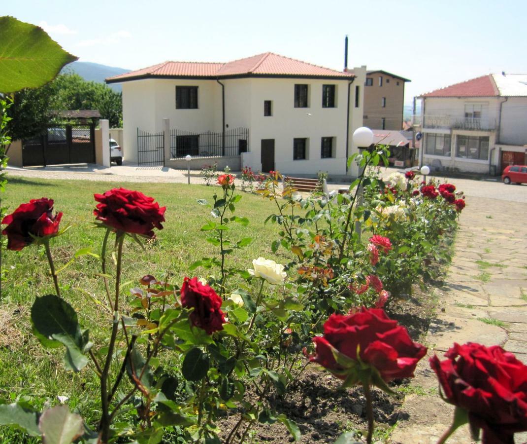 Gnezdo Studio Apart Shipka Exterior foto